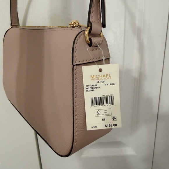 Michael Kors Pink Shoulder Bag with Gold Accents - Picture 3 of 3